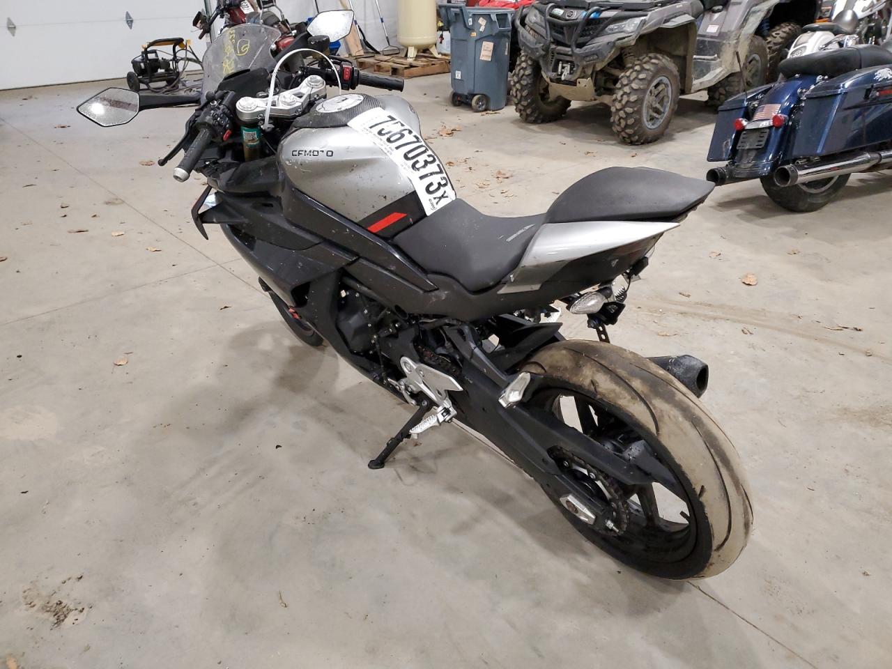 Image 3 of 2023 CF MOTO 450SS  2023 with VIN LCEPESLA2P6004901