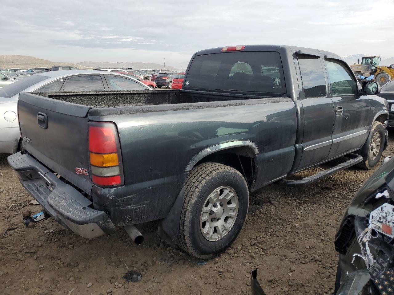 Obraz 3 z 2005 GMC NEW SIERRA K1500 2005 z VIN 1GTEK19B05E237205