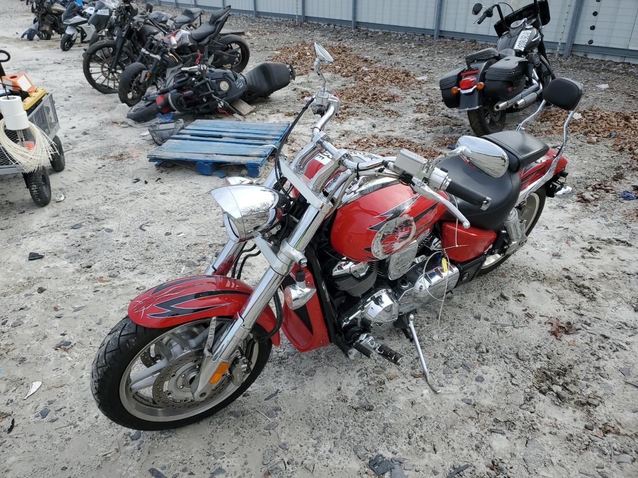 Obraz 2 z 2007 HONDA VTX1800 F3 2007 z VIN 1HFSC46HX7A501363