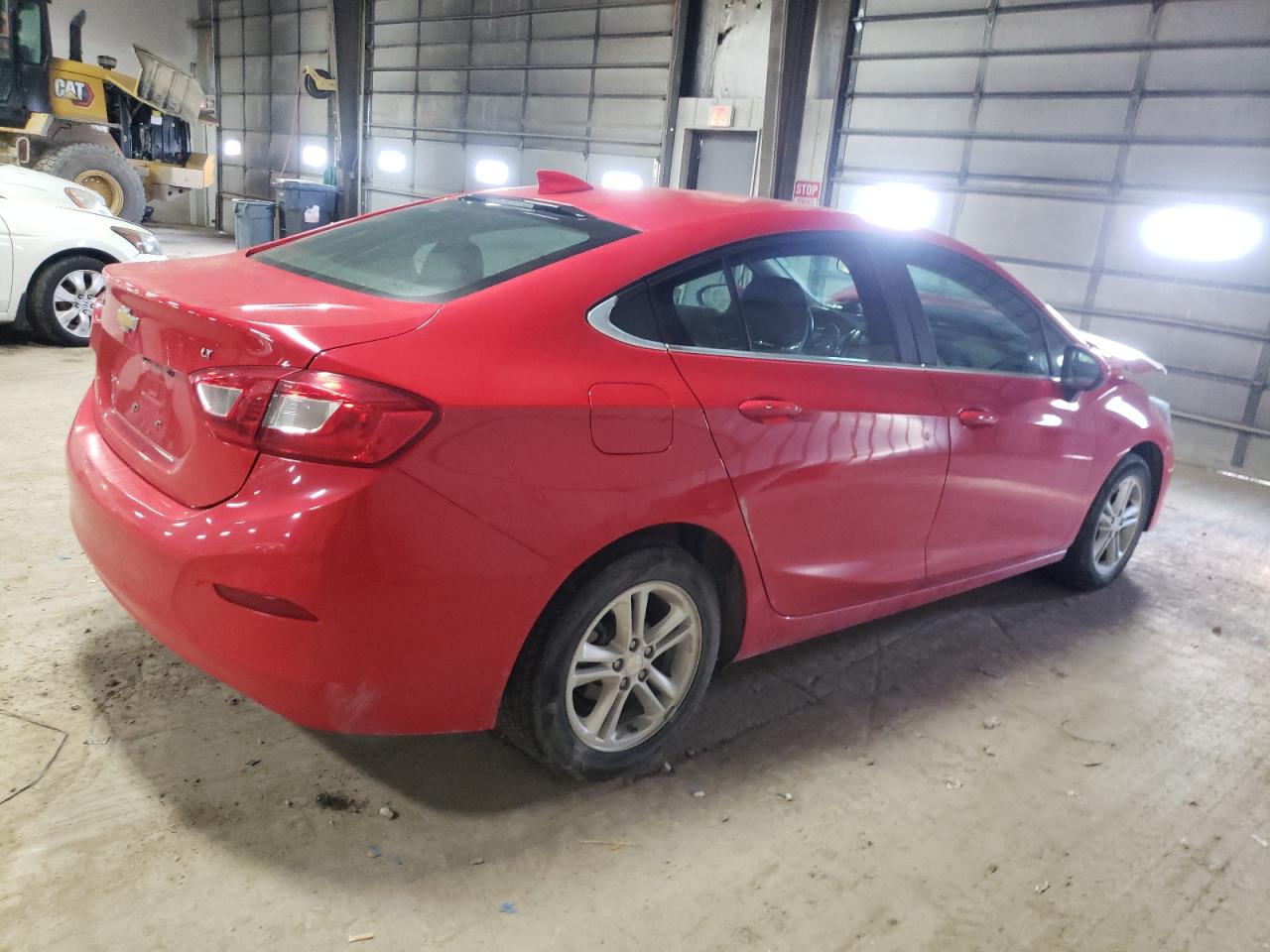 Изображение 3 2018 CHEVROLET CRUZE LT 2018 с VIN 1G1BE5SM7J7148882