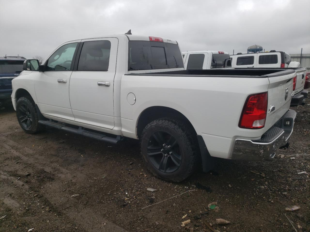 Изображение 2 2017 RAM 1500 SLT 2017 с VIN 1C6RR7LM2HS880274