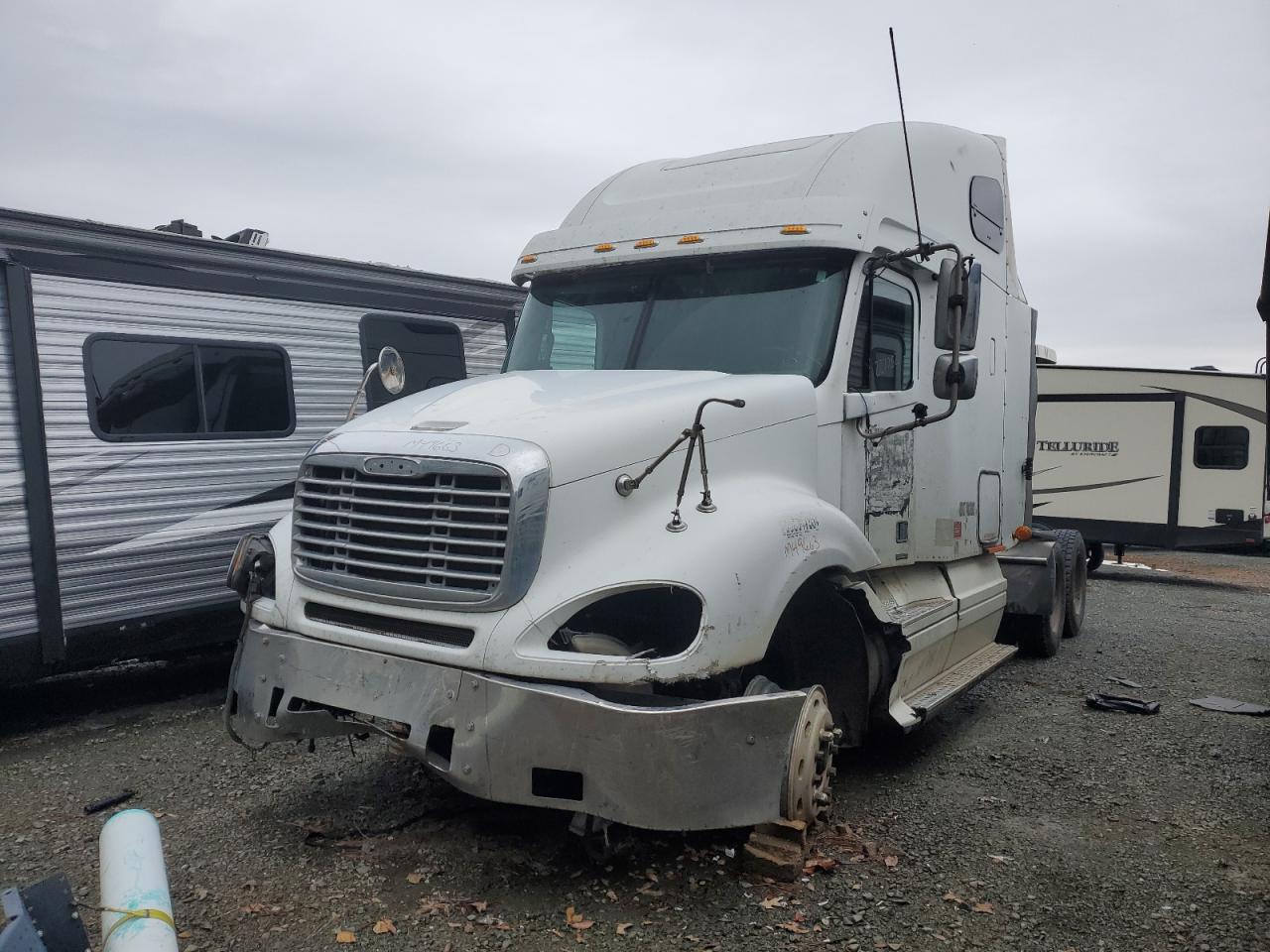 Obraz 2 z 2004 FREIGHTLINER CONVENTIONAL COLUMBIA 2004 z VIN 1FUJA6CVX4LM49663