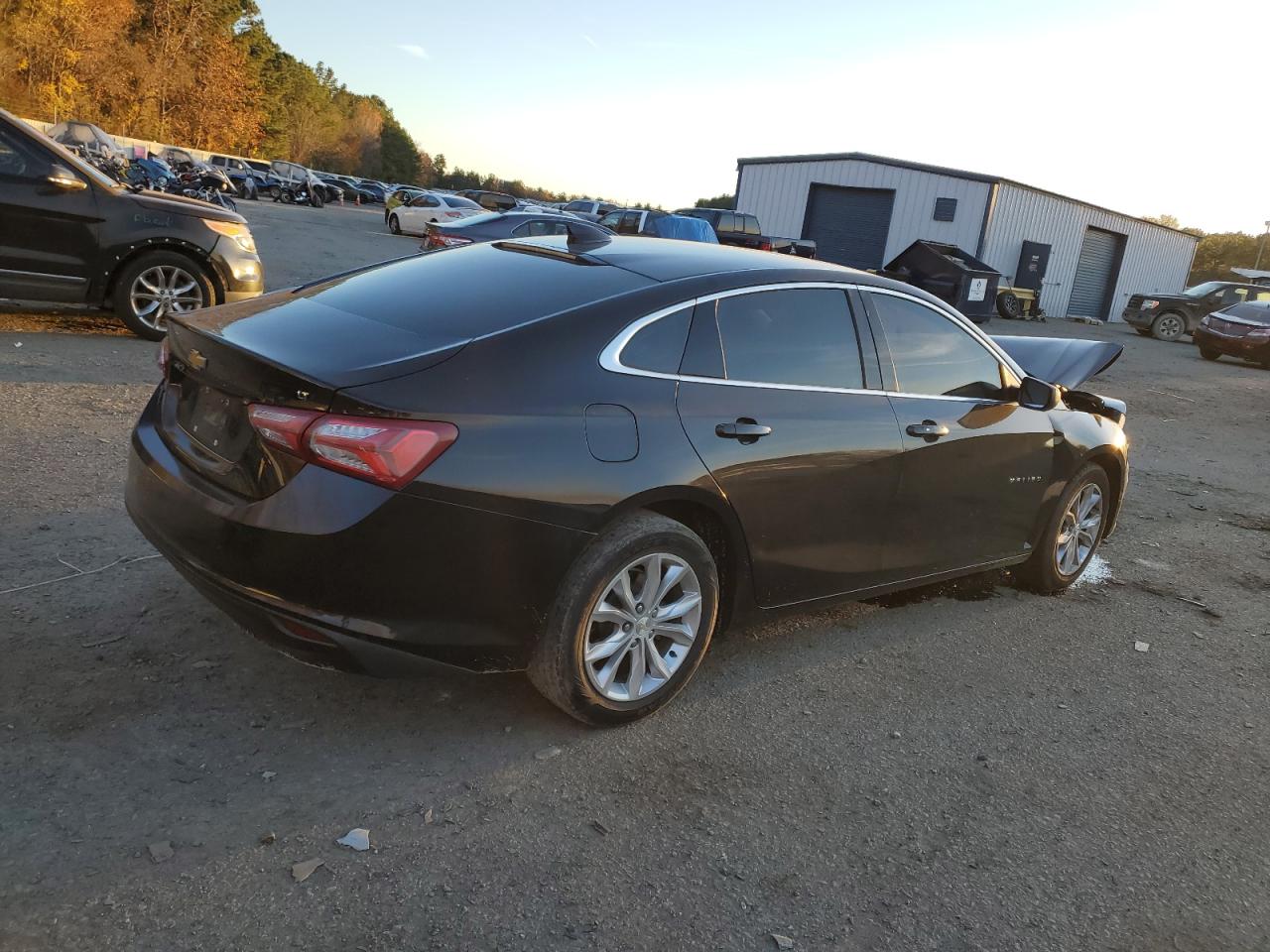 Image 3 of 2020 CHEVROLET MALIBU LT 2020 with VIN 1G1ZD5ST1LF003385