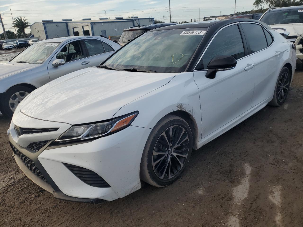 Image 1 of 2018 TOYOTA CAMRY L 2018 with VIN 4T1B11HK6JU104936