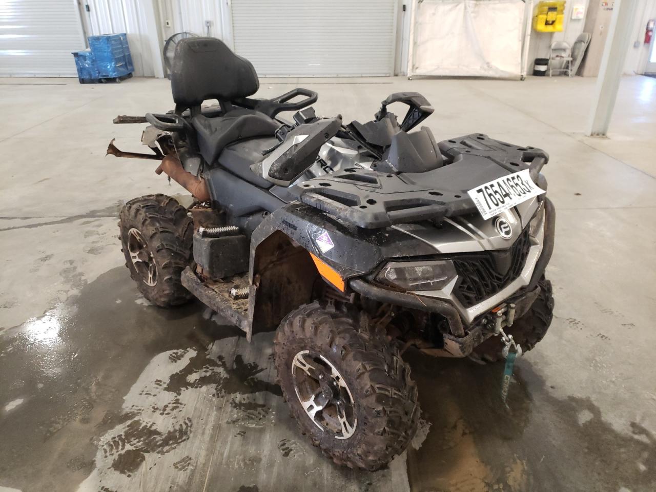 Obraz 2022 CFMO CFORCE 600 2022