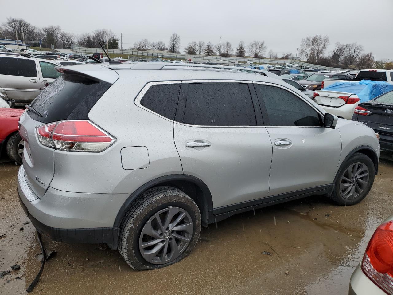 Image 3 of 2016 NISSAN ROGUE S 2016 with VIN 5N1AT2MV6GC730058