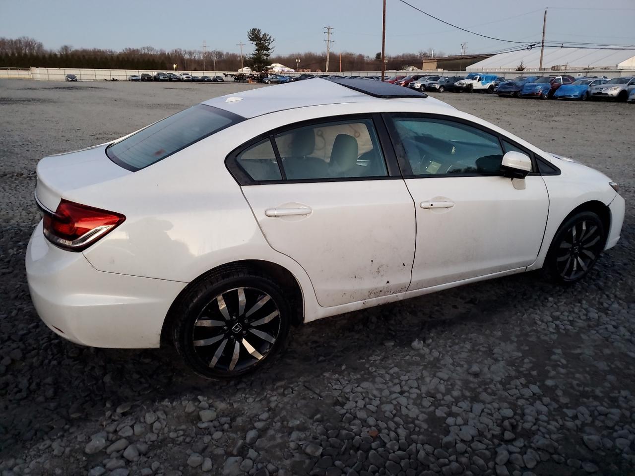 Изображение 3 2015 HONDA CIVIC EXL 2015 с VIN 19XFB2F97FE222203