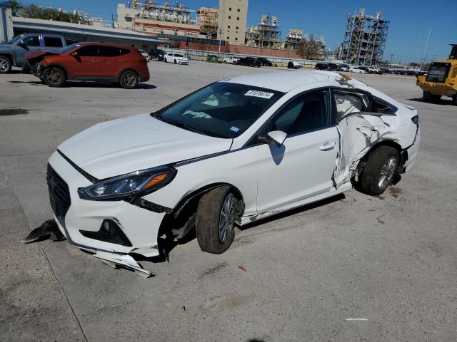Изображение 1 2019 HYUNDAI SONATA SE 2019 с VIN 5NPE24AF8KH787571