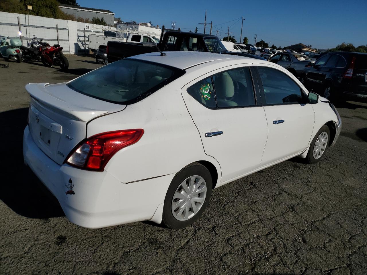 Image 3 of 2015 NISSAN VERSA S 2015 with VIN 3N1CN7AP4FL851509