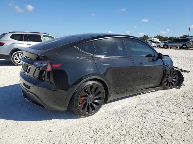Изображение 3 2022 Tesla MODEL Y 2022 с VIN 7SAYGDEFXNF563751