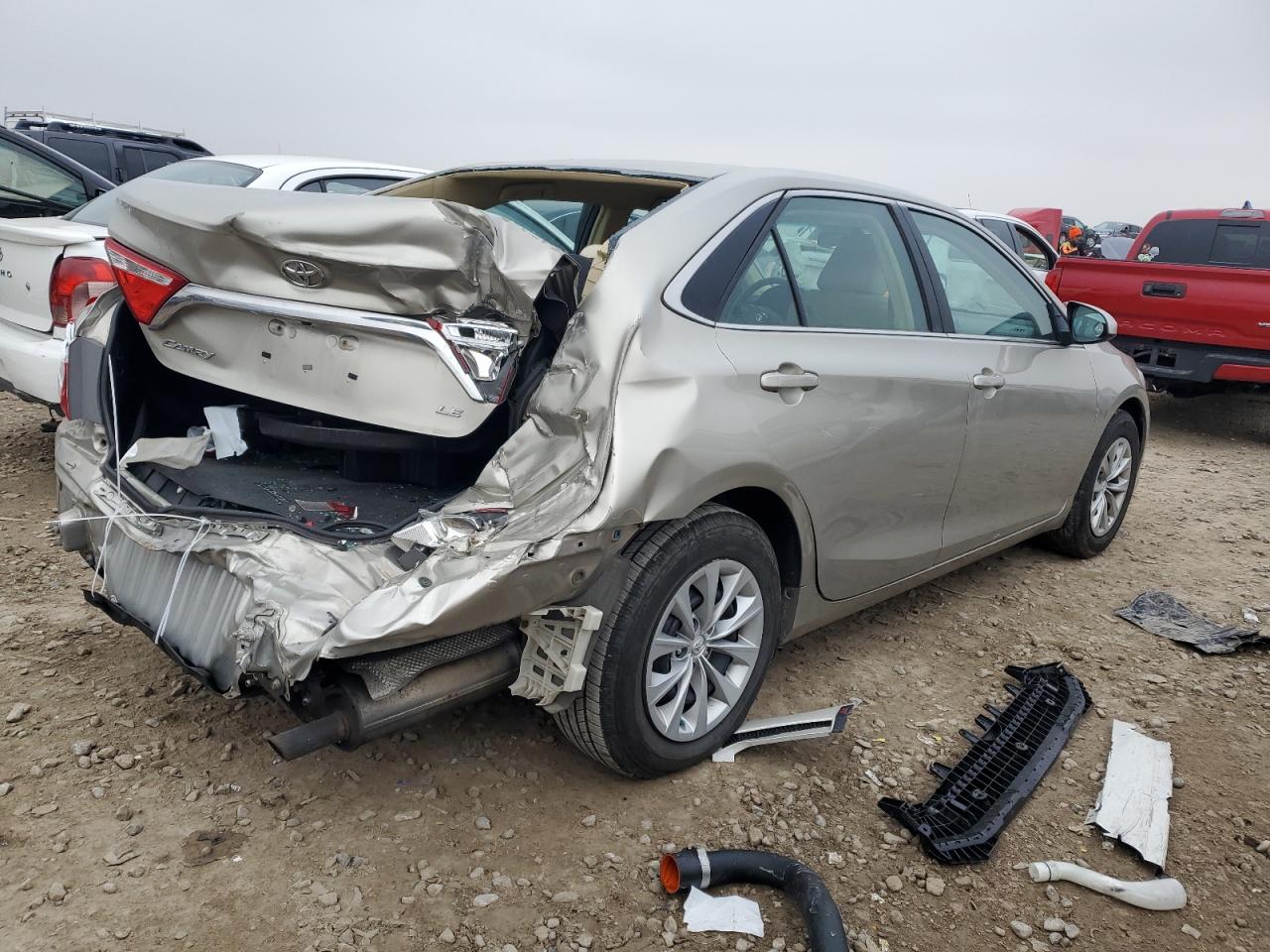 Изображение 3 2016 TOYOTA CAMRY LE 2016 с VIN 4T4BF1FK2GR517827