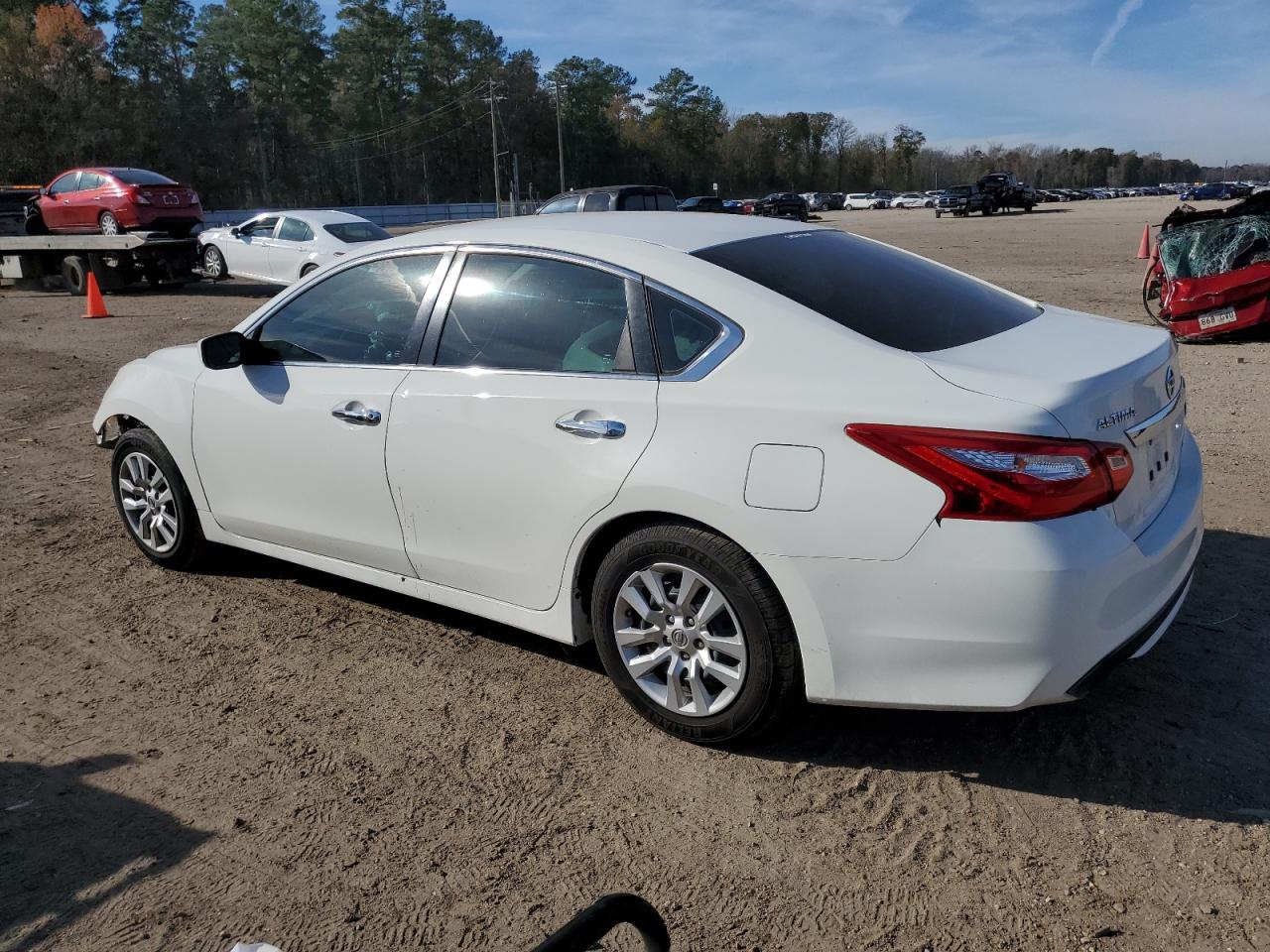 Image 2 of 2017 NISSAN ALTIMA 2.5 2017 with VIN 1N4AL3AP2HN336844