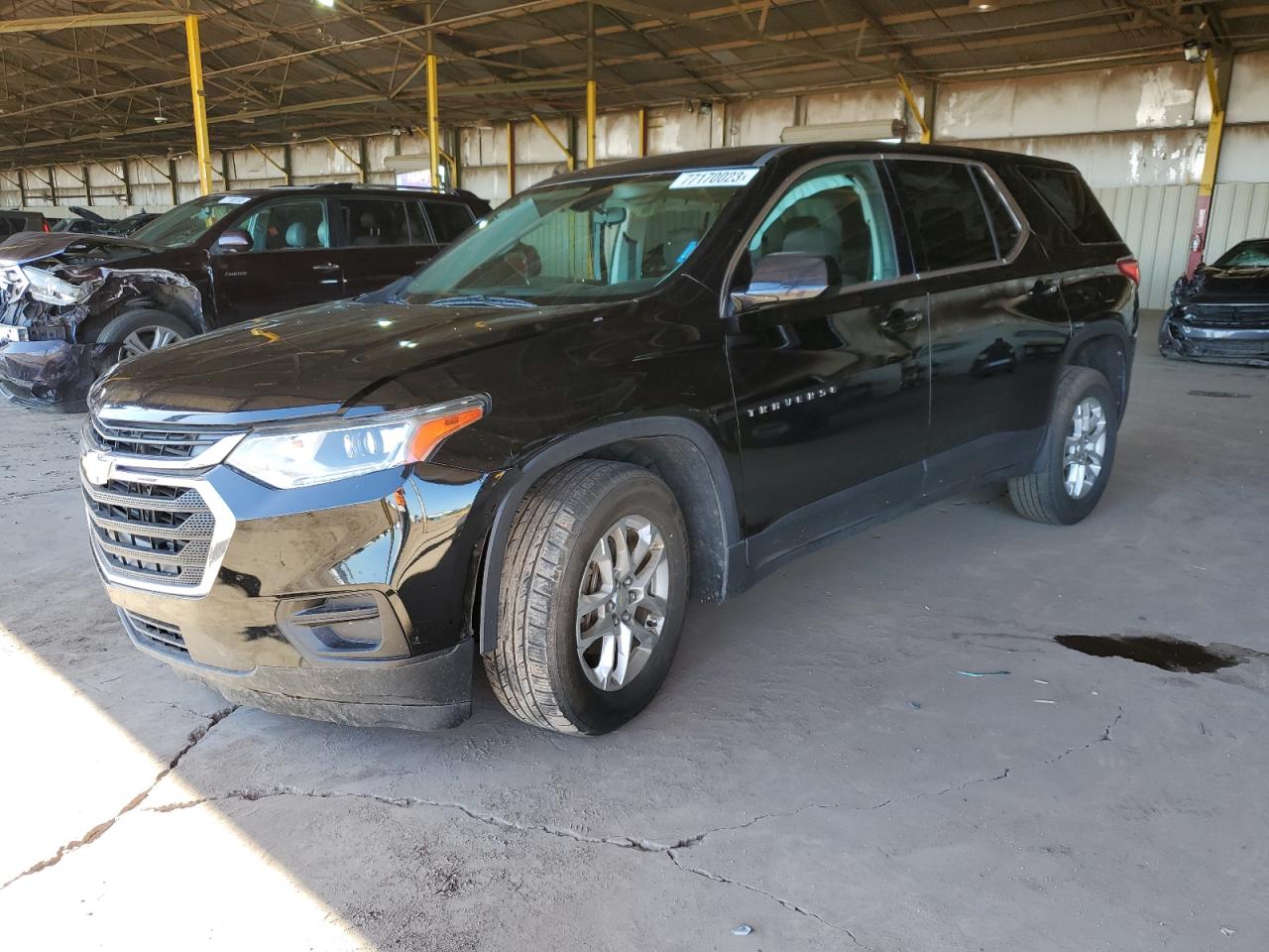Obraz 1 z 2019 CHEVROLET TRAVERSE LS 2019 z VIN 1GNERFKW6KJ322629