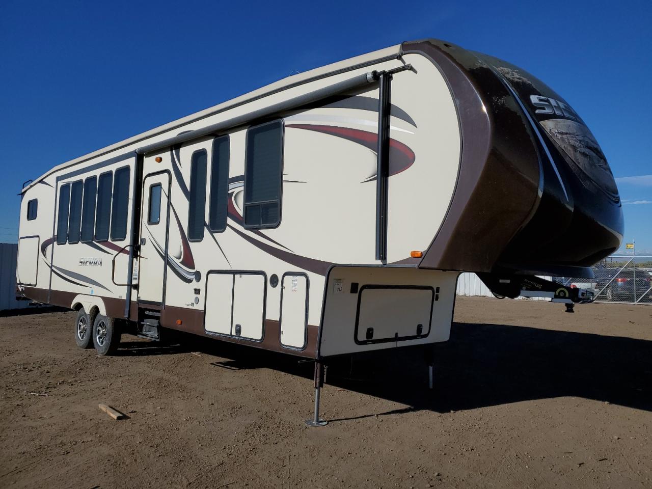 Image 1 of 2015 WILDWOOD SIERR400BH 2015 with VIN 4X4FSEP29FJ040485