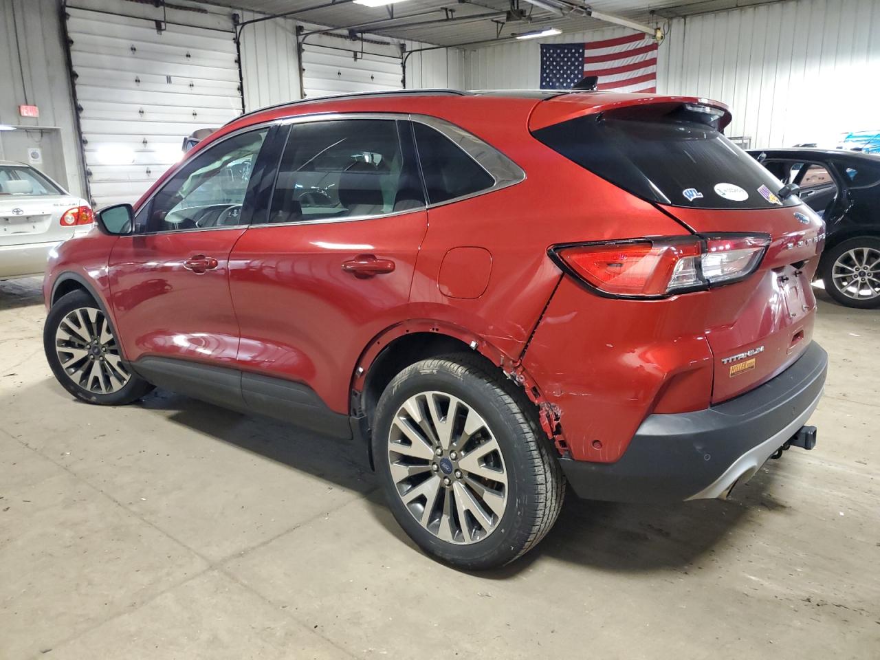 Image 2 of 2020 FORD ESCAPE TITANIUM 2020 with VIN 1FMCU9J91LUA70439