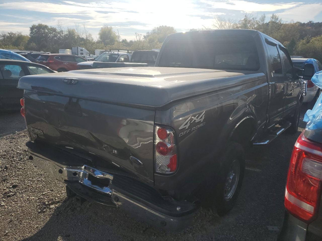 Image 3 of 2002 FORD F350 SRW SUPER DUTY 2002 with VIN 1FTSW31S12EB89711