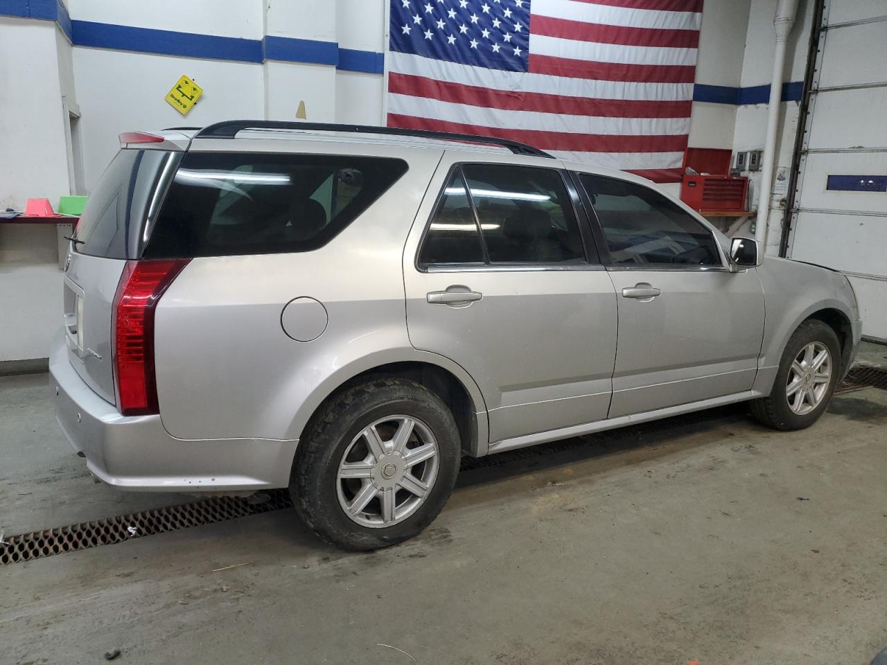 Изображение 3 2004 CADILLAC SRX  2004 с VIN 1GYEE637440167173