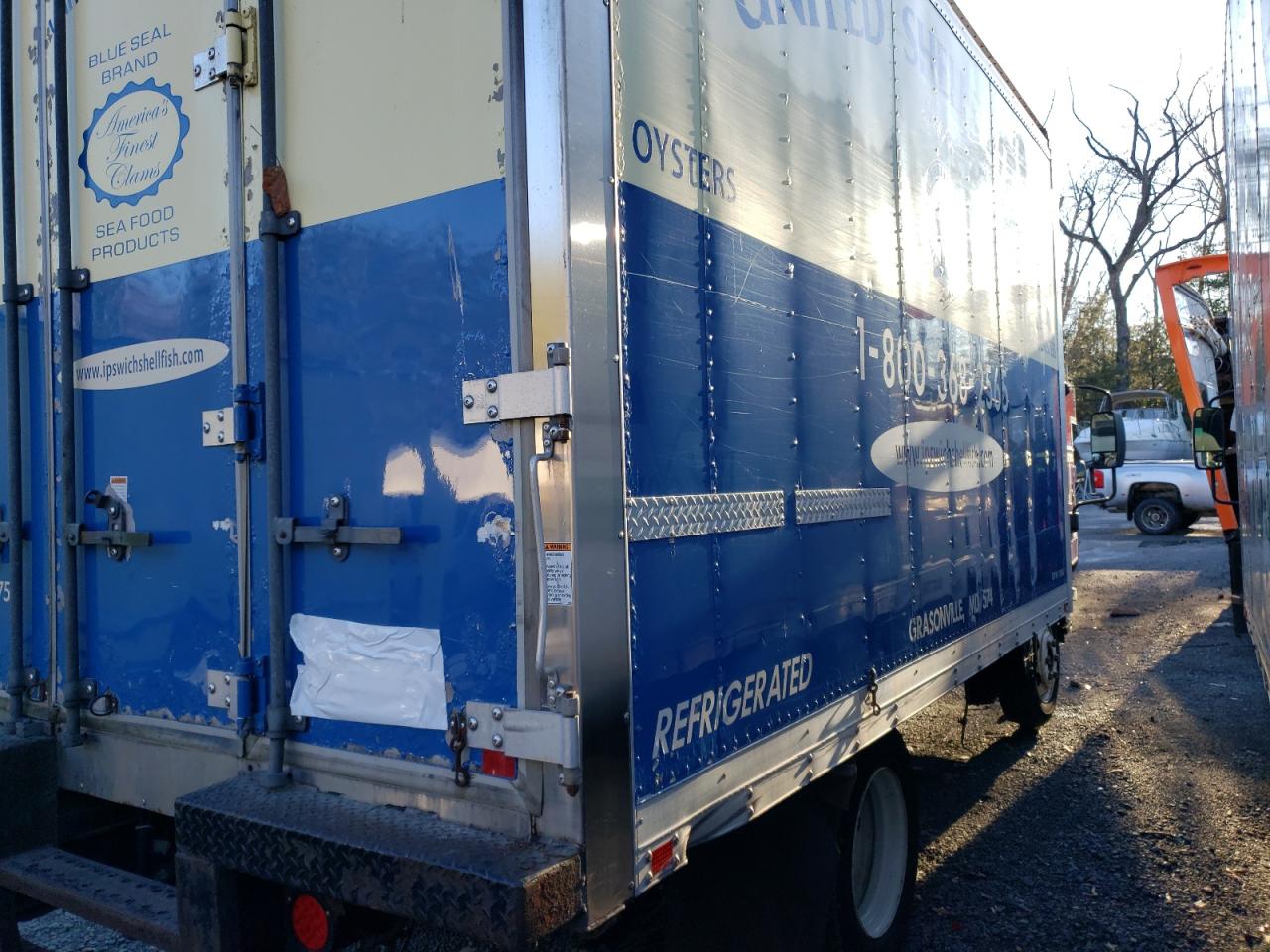 Image 3 of 2017 ISUZU NQR  2017 with VIN JALE5W166H7902196