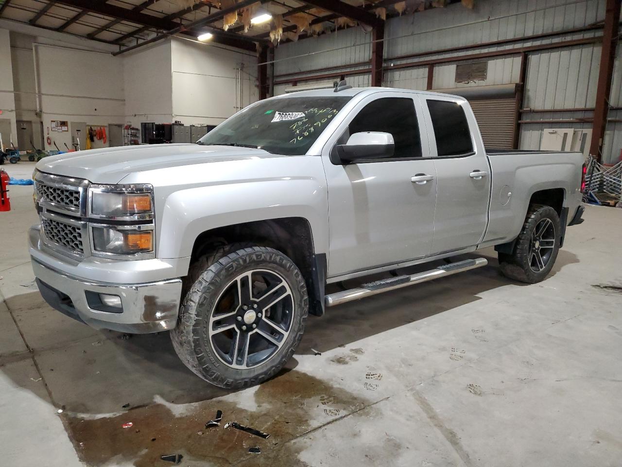 Obraz 1 z 2015 CHEVROLET SILVERADO K1500 LT 2015 z VIN 1GCVKREC4FZ420890
