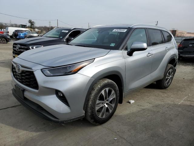 Изображение 2023 TOYOTA HIGHLANDER HYBRID XLE 2023