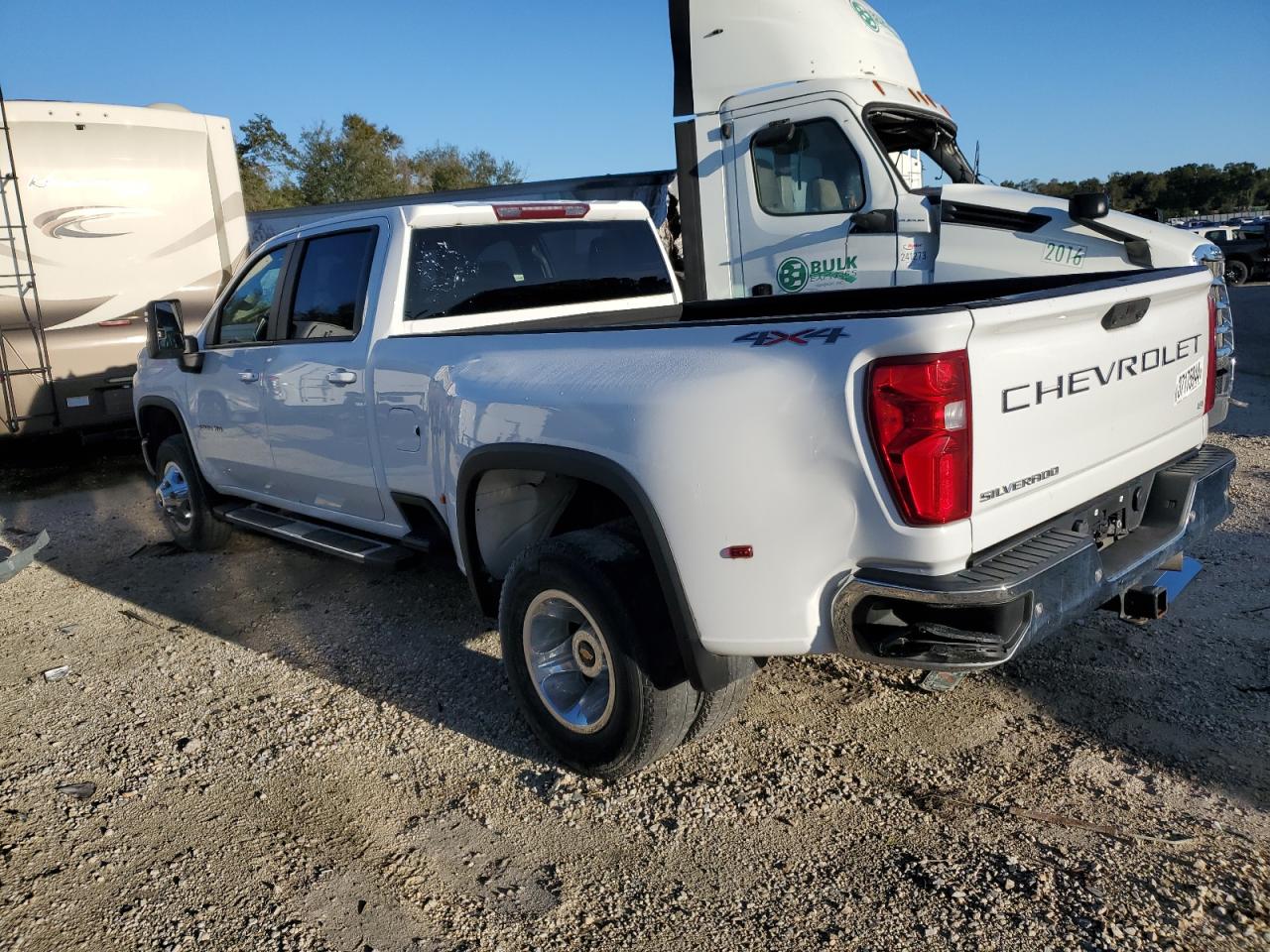 Image 2 of 2021 CHEVROLET SILVERADO K3500 LT 2021 with VIN 1GC4YTEY2MF264835