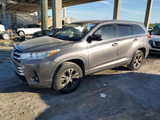 Изображение 1 2018 TOYOTA HIGHLANDER LE 2018 с VIN 5TDZZRFH2JS284390