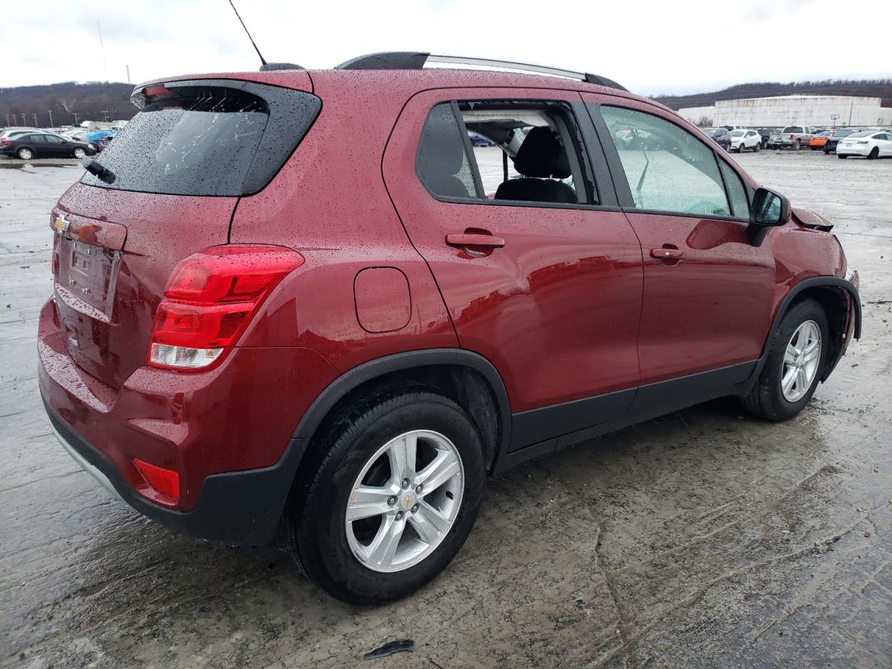 Image 3 of 2022 CHEVROLET TRAX 1LT 2022 with VIN KL7CJLSM0NB568902