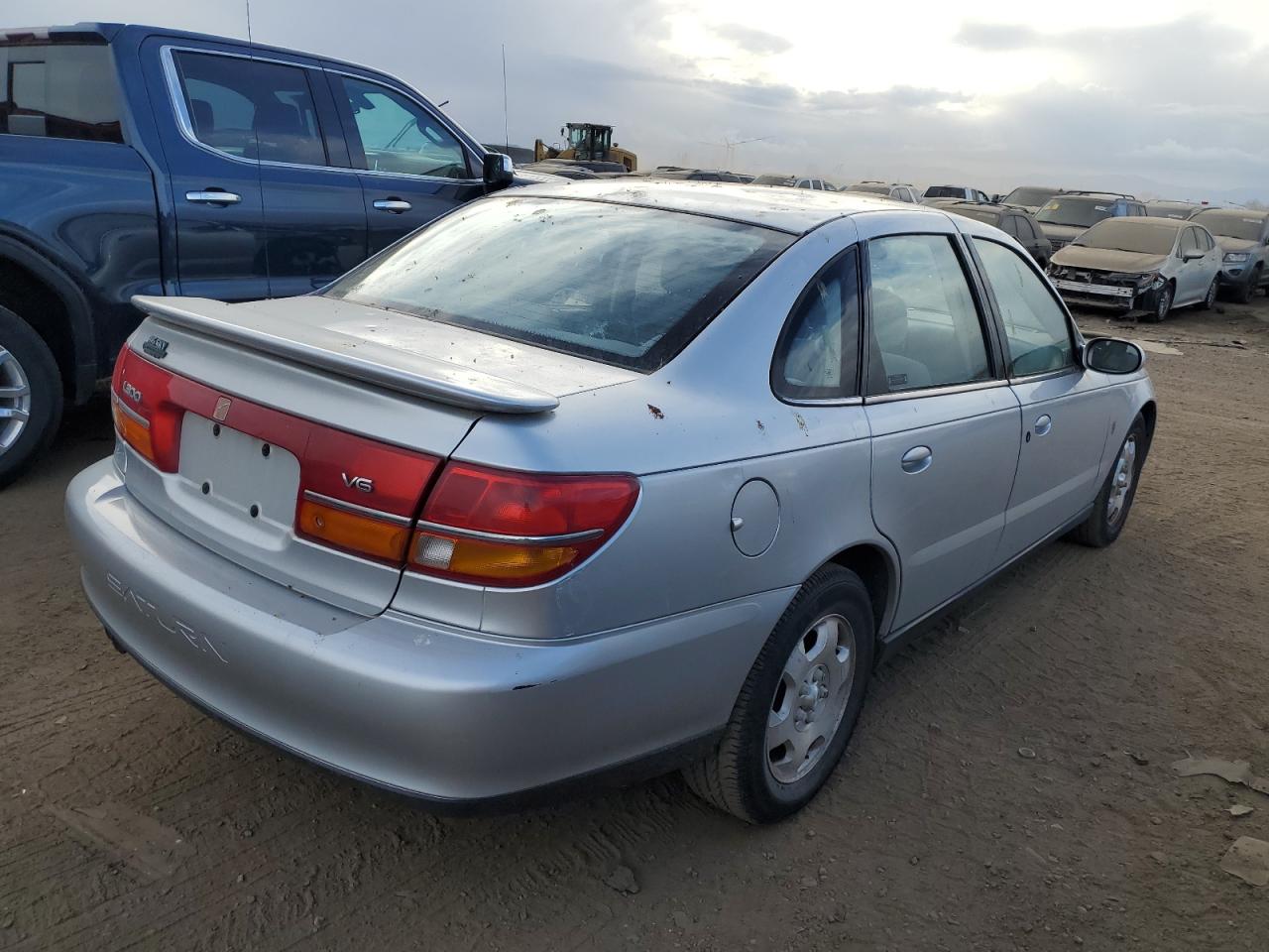 Image 3 of 2002 SATURN L300  2002 with VIN 1G8JW54R22Y538481