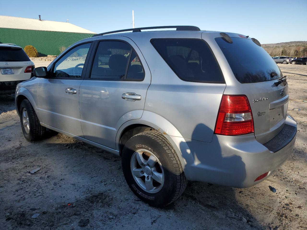 Изображение 2 2009 KIA SORENTO LX 2009 с VIN KNDJC735095870889