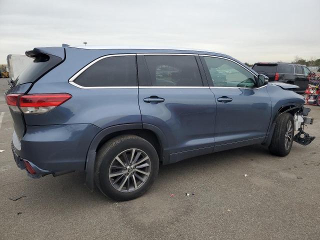 Obraz 3 z 2017 TOYOTA HIGHLANDER SE 2017 z VIN 5TDJZRFHXHS521246