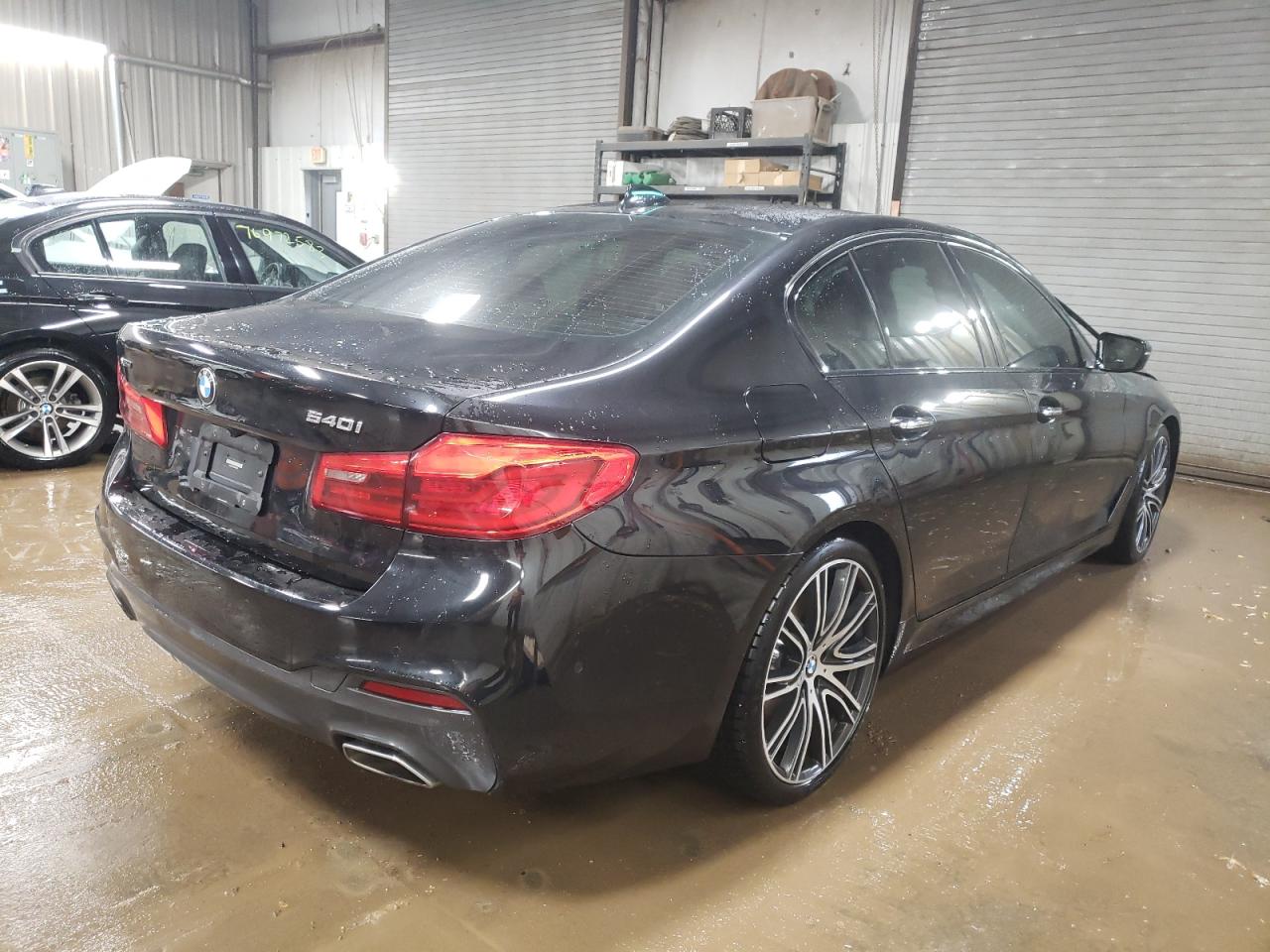 Изображение 3 2018 BMW 540 XI 2018 с VIN WBAJE7C52JWA04071