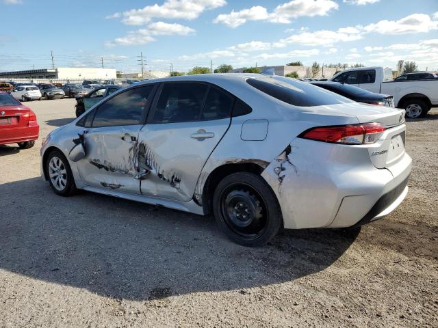 Obraz 2 z 2020 TOYOTA COROLLA LE 2020 z VIN 5YFEPRAE2LP009681