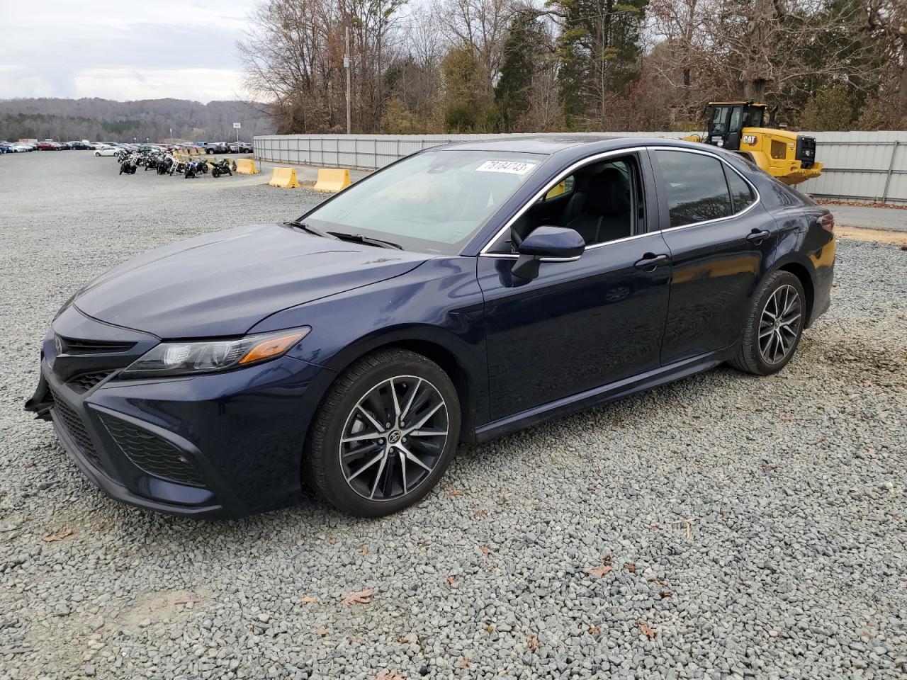 Изображение 1 2022 TOYOTA CAMRY SE 2022 с VIN 4T1G11AKXNU718457