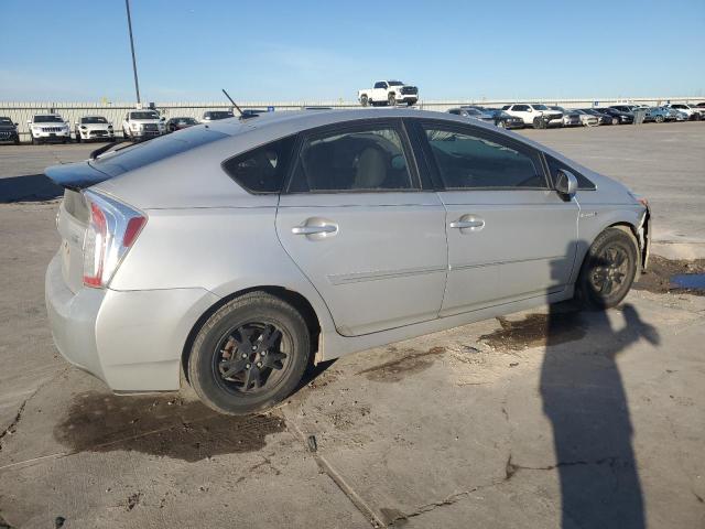 Изображение 3 2015 TOYOTA PRIUS  2015 с VIN JTDKN3DU3F1896242