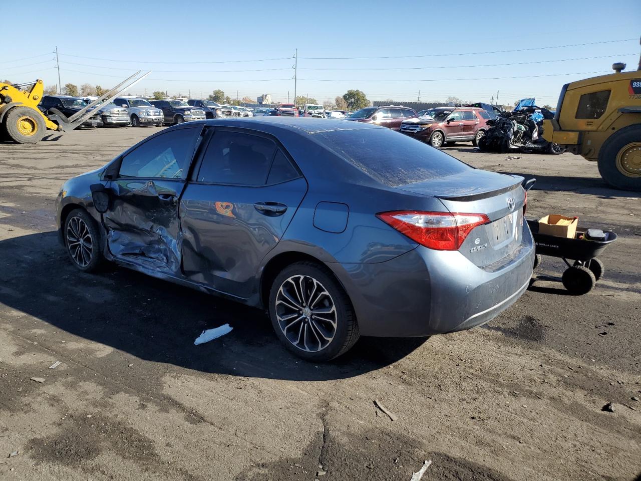 Image 2 of 2014 TOYOTA COROLLA L 2014 with VIN 2T1BURHE9EC013683