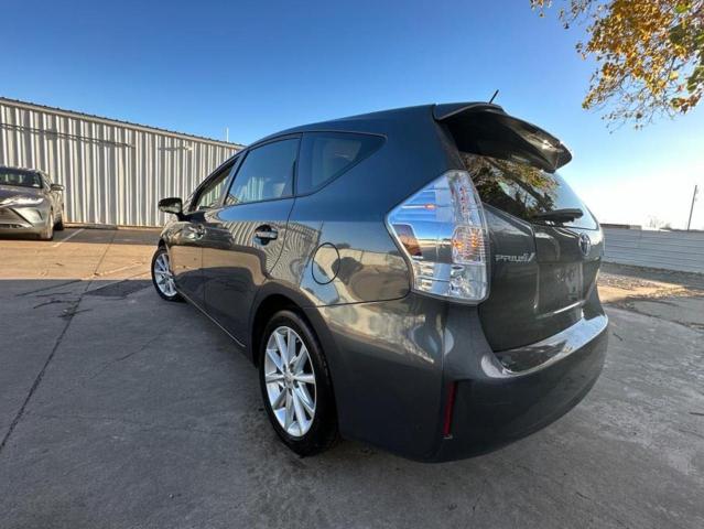 Obraz 3 z 2013 TOYOTA PRIUS V  2013 z VIN JTDZN3EU2D3203370