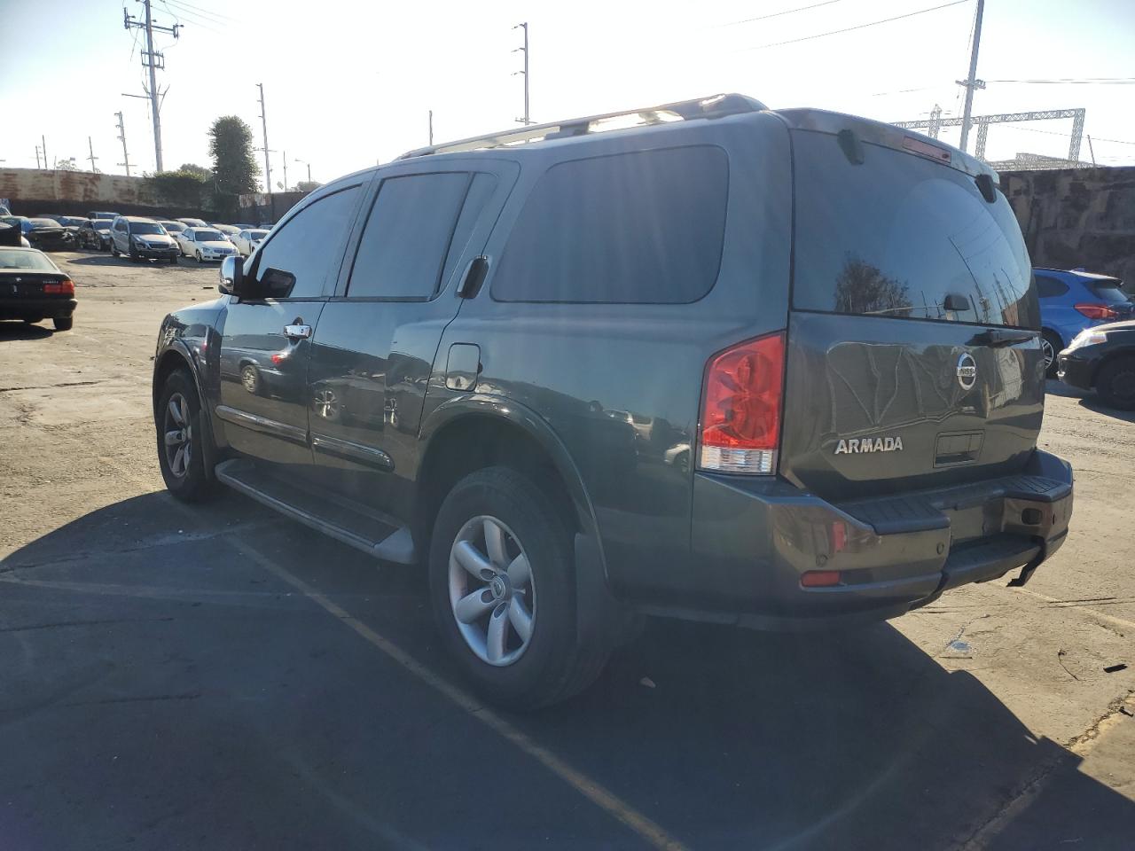 Изображение 2 2011 NISSAN ARMADA SV 2011 с VIN 5N1AA0ND5BN605064