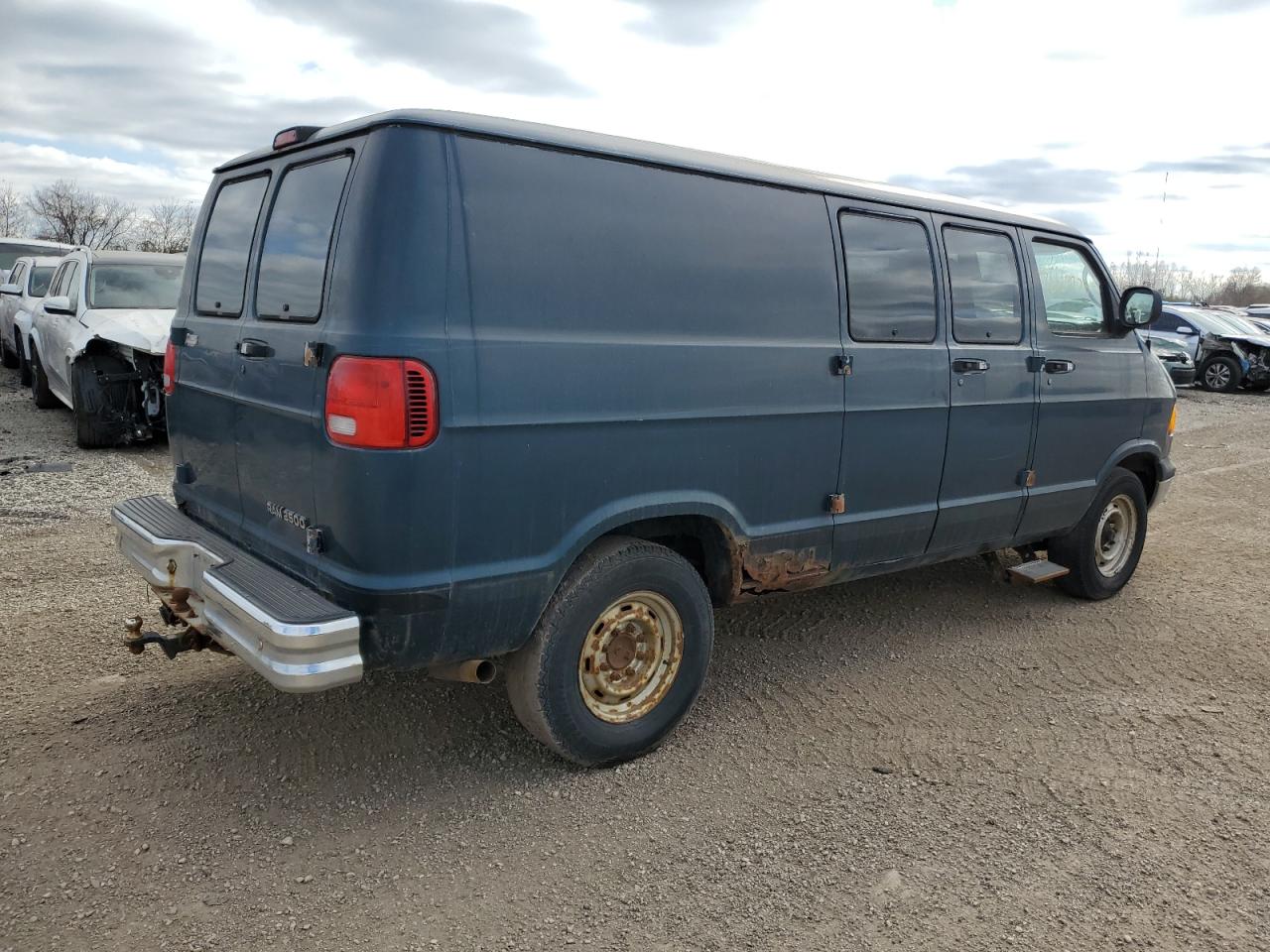 Image 3 of 2001 DODGE RAM VAN B2500 2001 with VIN 2B7JB21ZX1K510167