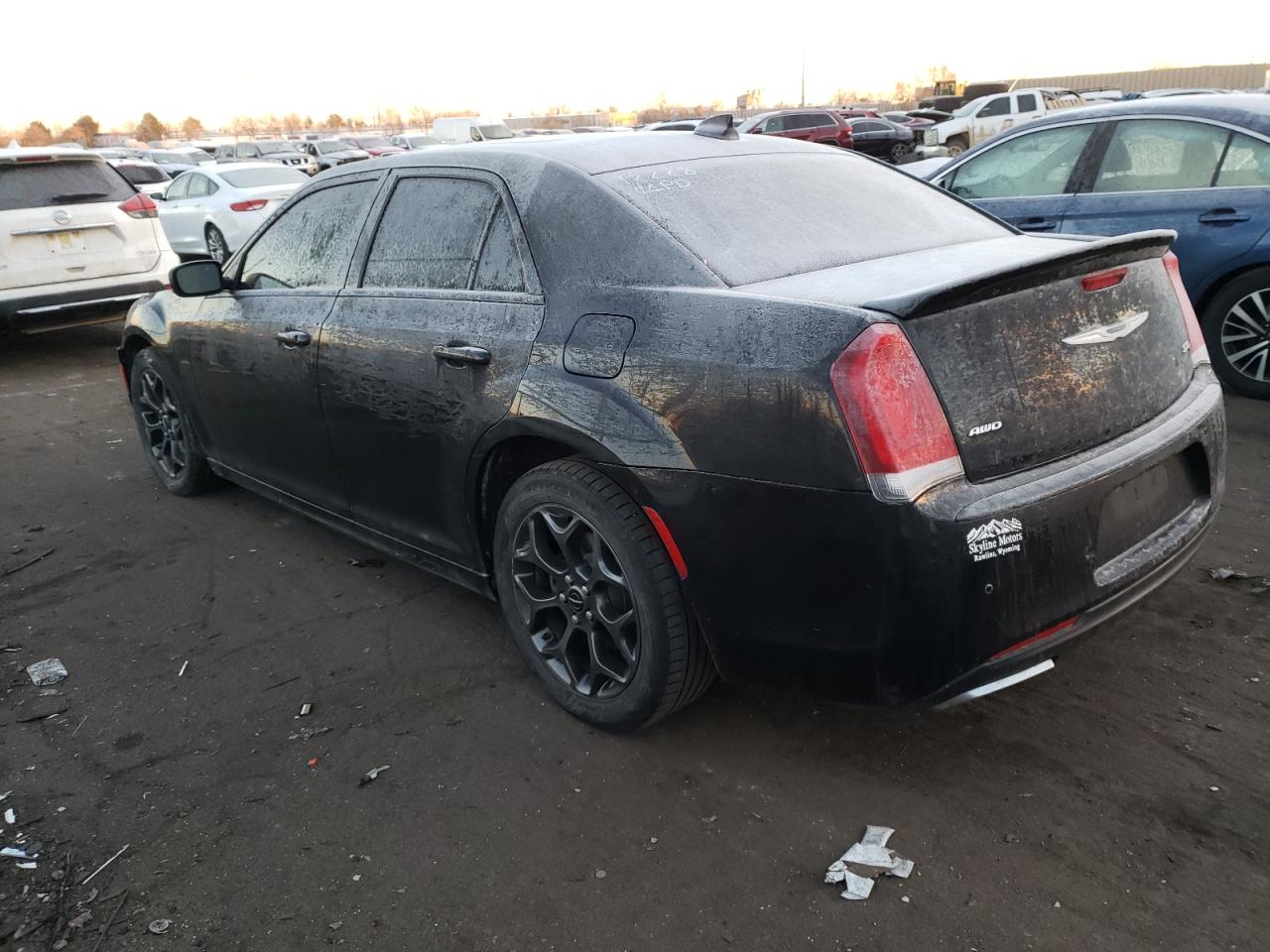Изображение 2 2018 CHRYSLER 300 S 2018 с VIN 2C3CCAGG8JH141669