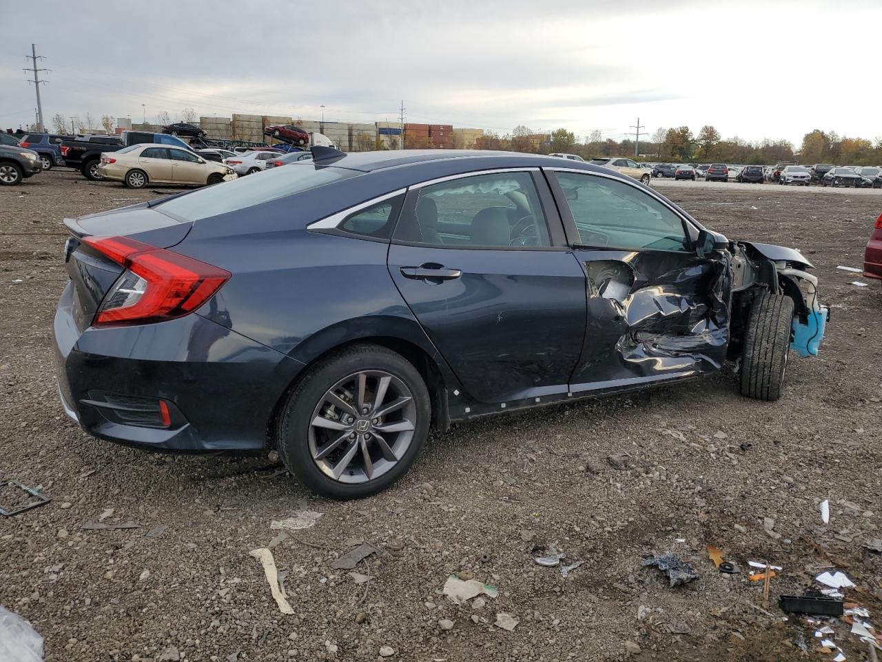 Image 3 of 2021 HONDA CIVIC EX 2021 with VIN 19XFC1F3XME005065