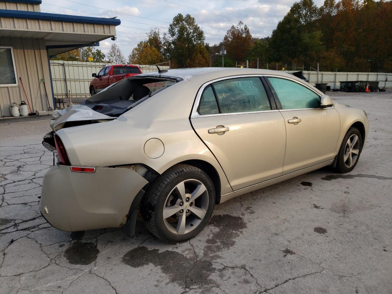 Image 3 of 2011 CHEVROLET MALIBU 1LT 2011 with VIN 1G1ZC5E16BF200046