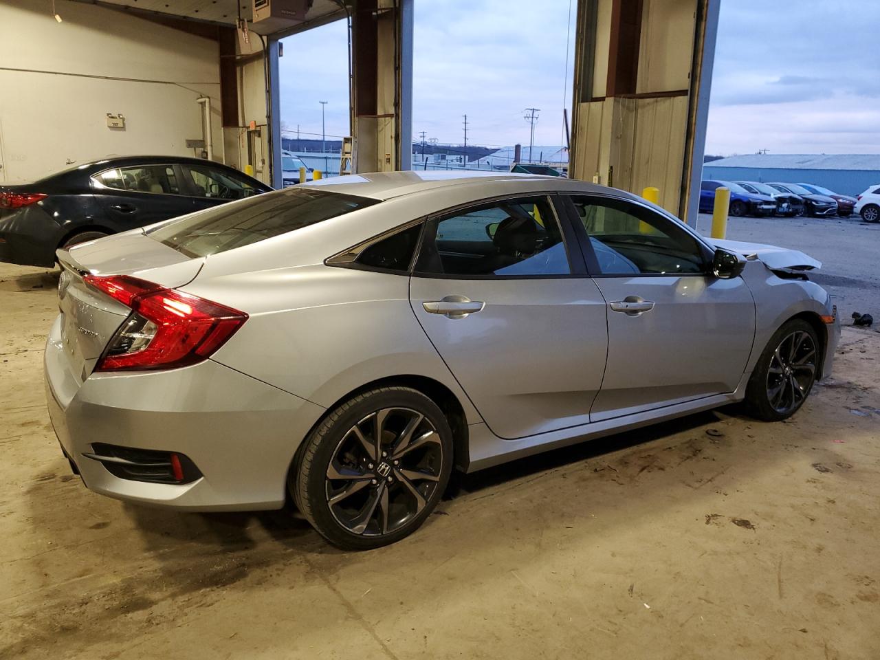 Image 3 of 2020 HONDA CIVIC SPORT 2020 with VIN 2HGFC2F85LH587100