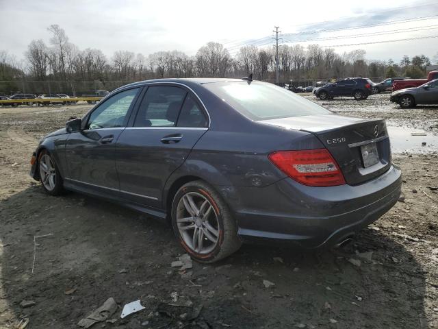 Obraz 2 z 2013 MERCEDES-BENZ C 250 2013 z VIN WDDGF4HB6DR259321