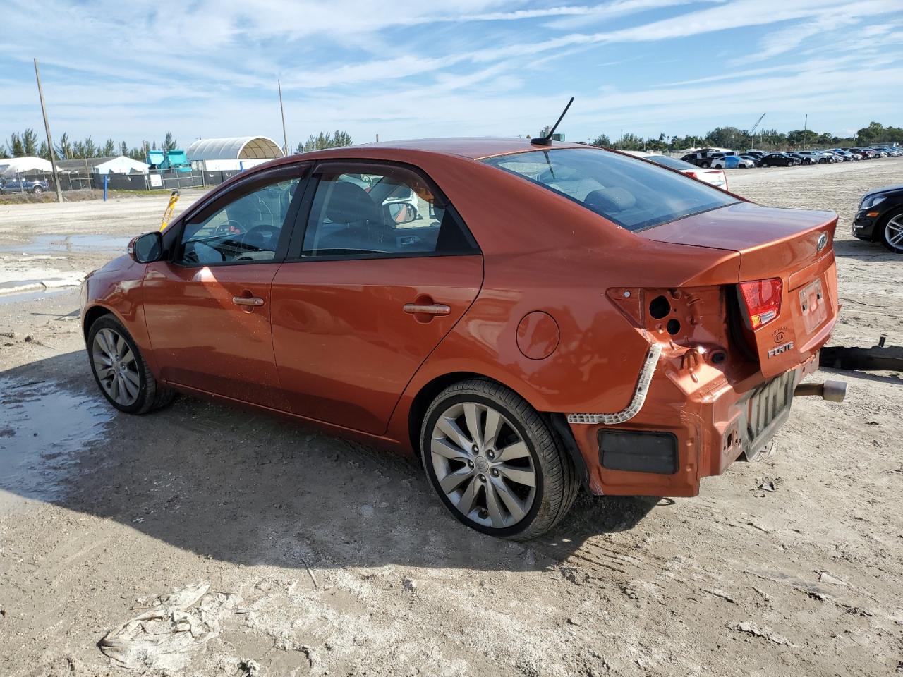Image 2 of 2010 KIA FORTE SX 2010 with VIN KNAFW4A38A5312321