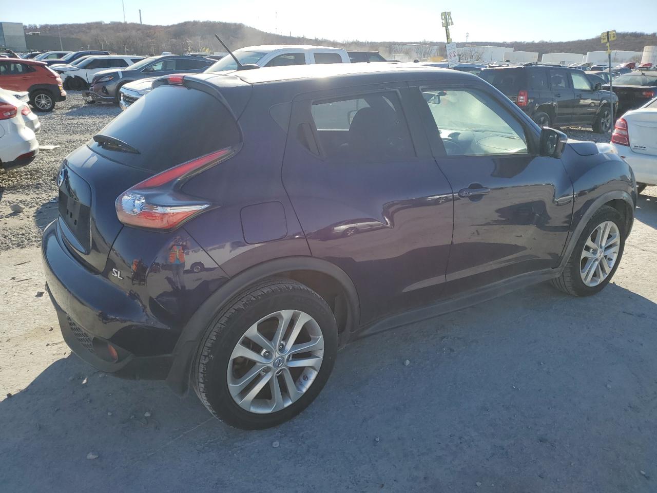 Image 3 of 2016 NISSAN JUKE S 2016 with VIN JN8AF5MR0GT608512