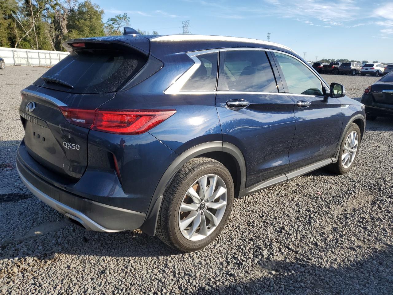 Изображение 3 2022 INFINITI QX50 LUXE 2022 с VIN 3PCAJ5BAXNF114214