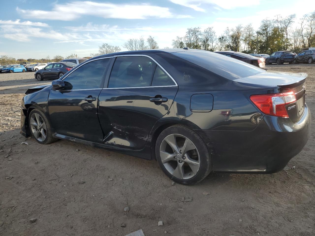 Изображение 2 2012 TOYOTA CAMRY SE 2012 с VIN 4T1BK1FK7CU007103