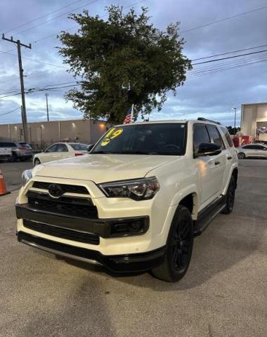 Obraz 2 z 2019 TOYOTA 4RUNNER SR5 2019 z VIN JTEZU5JR6K5203966