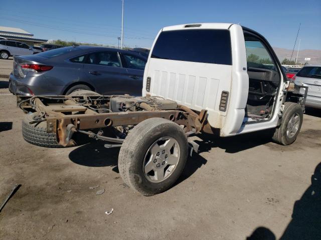 Image 3 of 2005 CHEVROLET SILVERADO C1500 2005 with VIN 1GCEC14V25Z151448