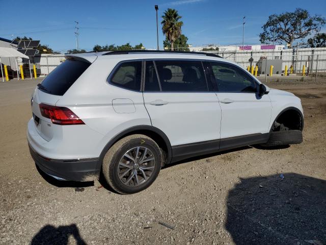 Image 3 of 2018 VOLKSWAGEN TIGUAN SE 2018 with VIN 3VV3B7AXXJM221018